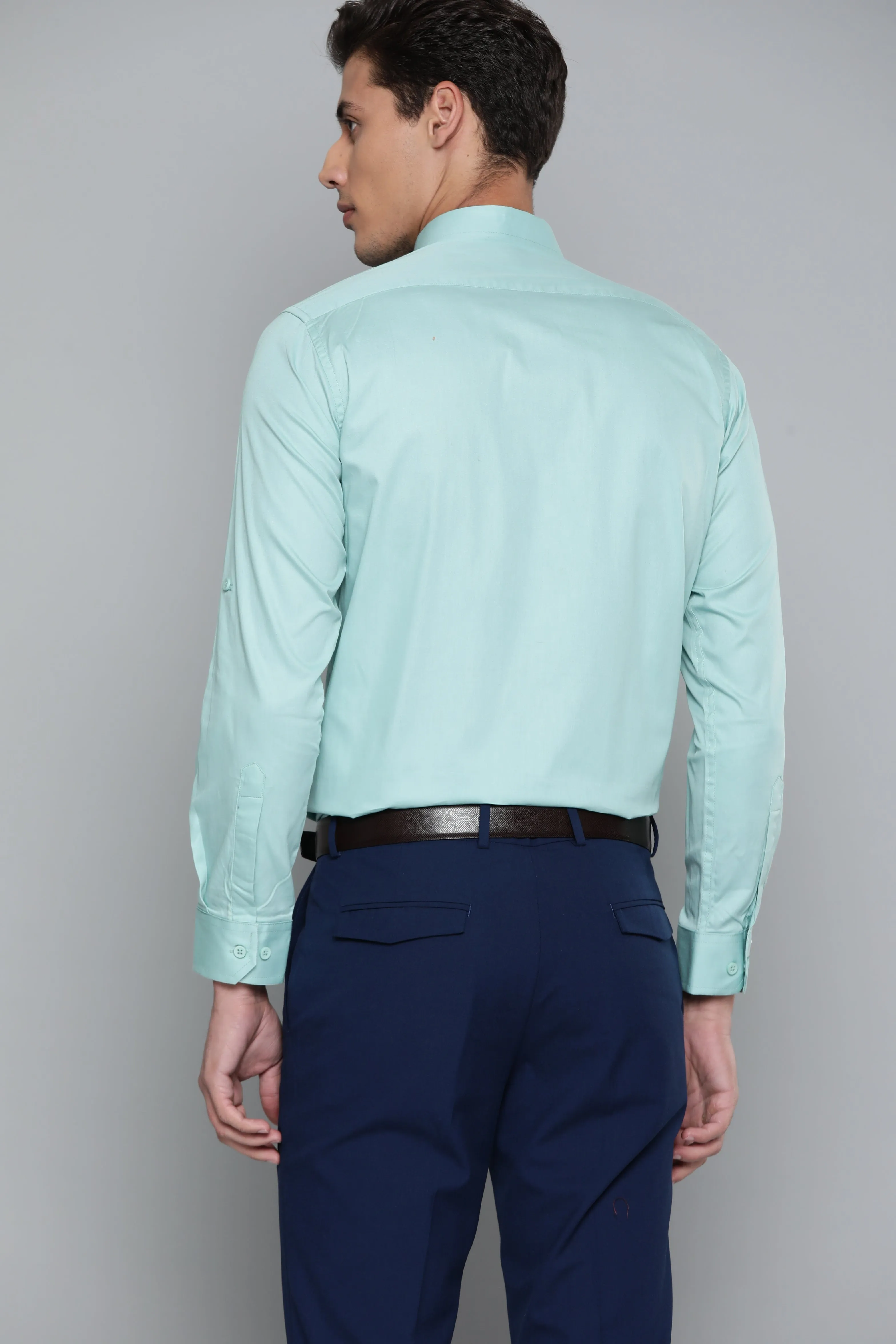 Men Green Smart Slim Fit Bio-Engineered Quick-Dry Odour-Free Formal Shirt