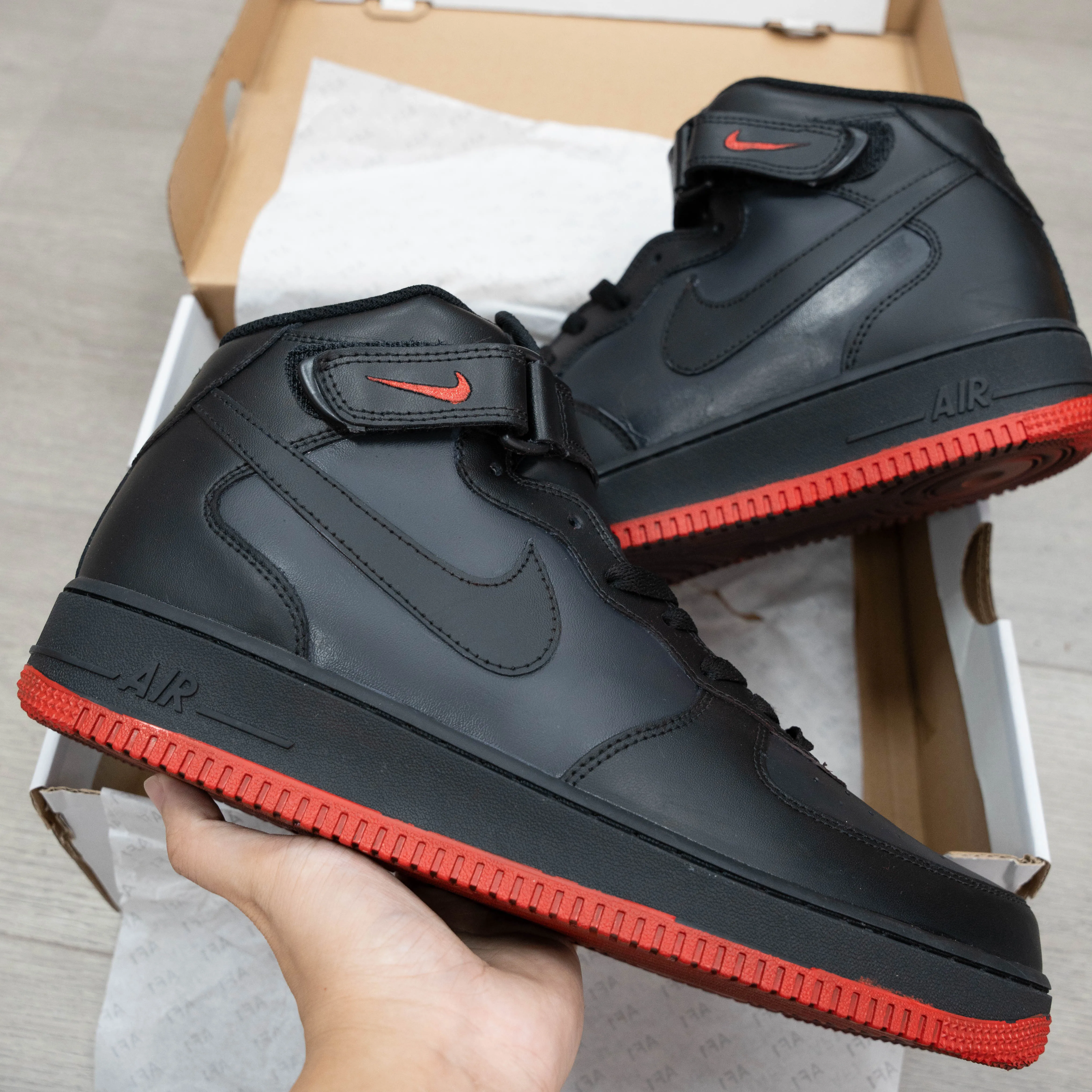 Red Black Two-color Custom Air Force 1